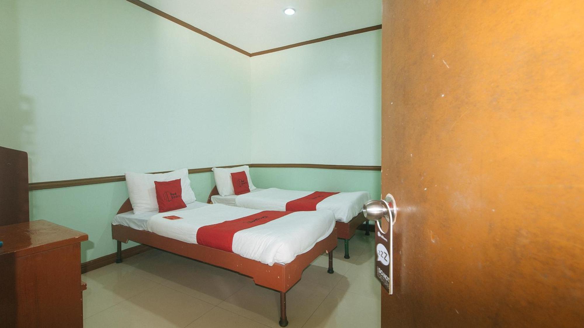 Reddoorz At Maanyag Pension House Mandaue Cebu Dış mekan fotoğraf