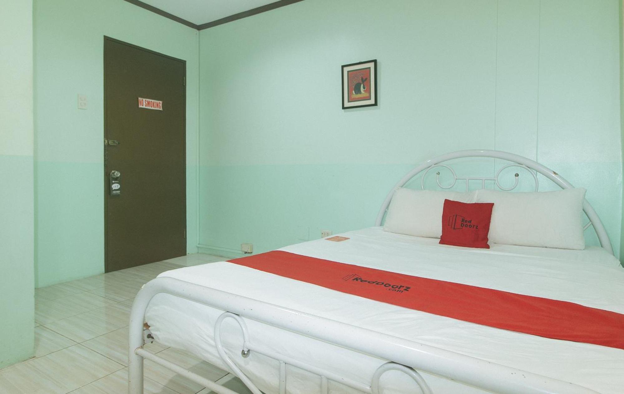 Reddoorz At Maanyag Pension House Mandaue Cebu Dış mekan fotoğraf