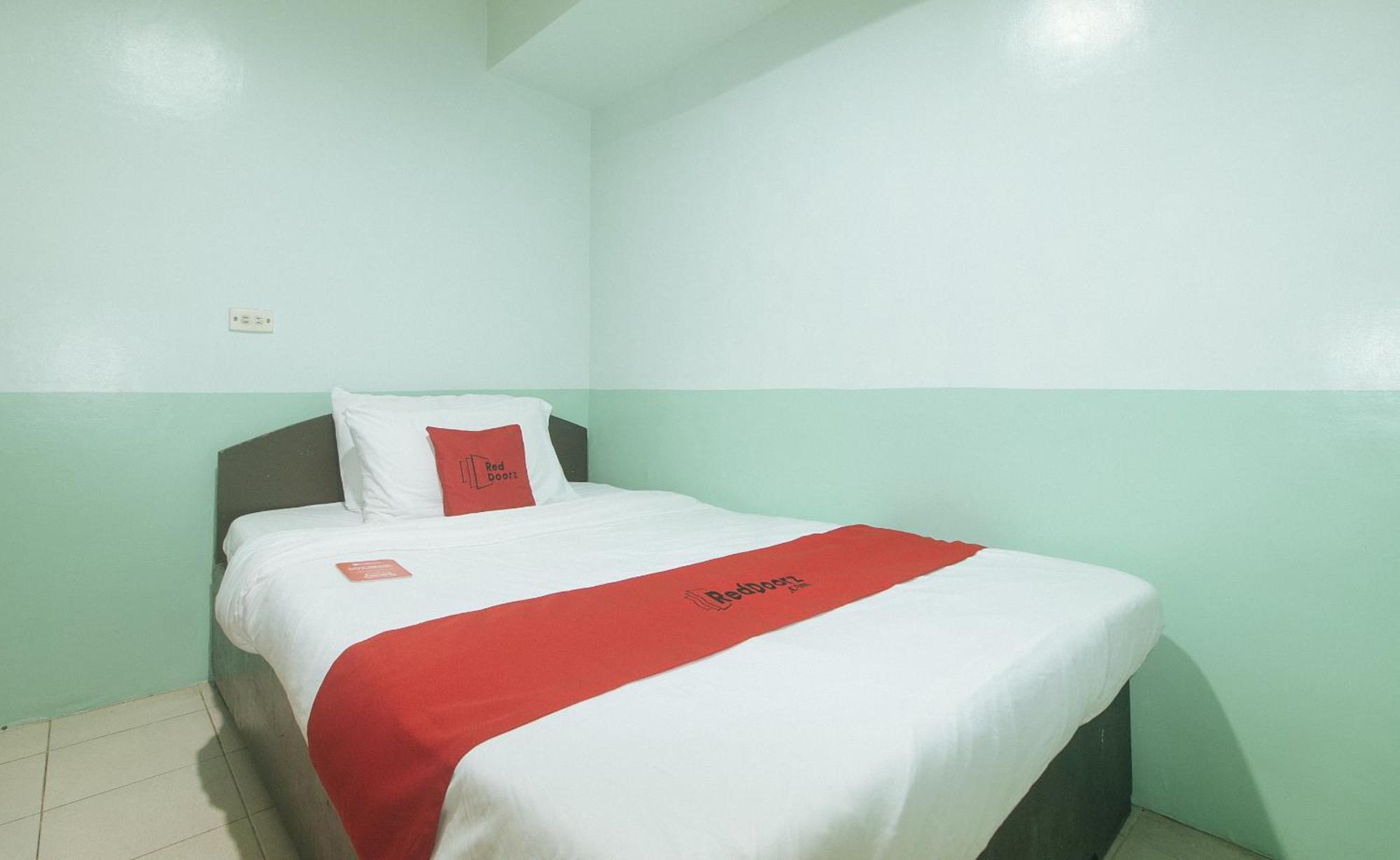 Reddoorz At Maanyag Pension House Mandaue Cebu Dış mekan fotoğraf
